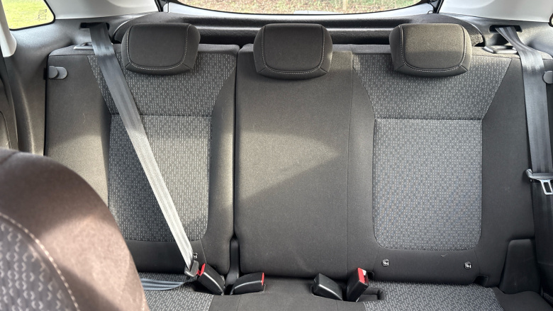 Vauxhall Crossland 1.2 Design 5dr Petrol Hatchback